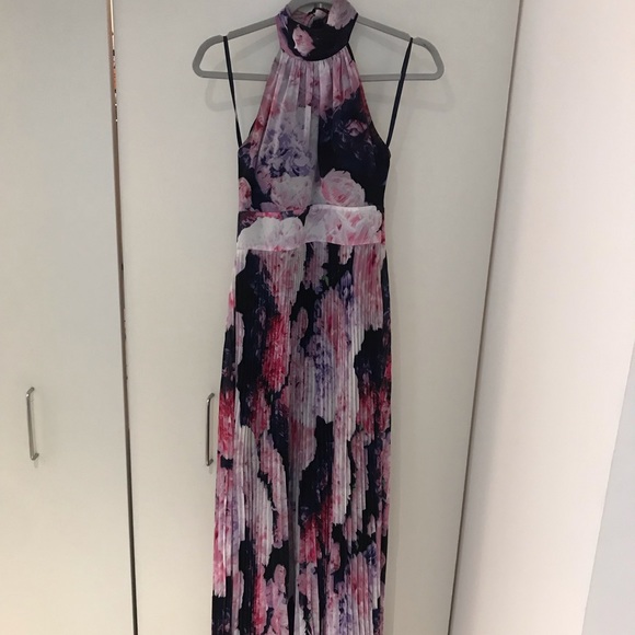 Nordstrom Dresses & Skirts - Nordstrom maxi floral dress